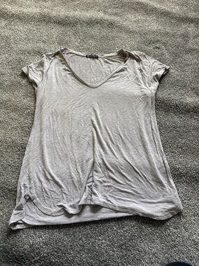 Cotton On Light Gray V-Neck Short Sleeve Tee